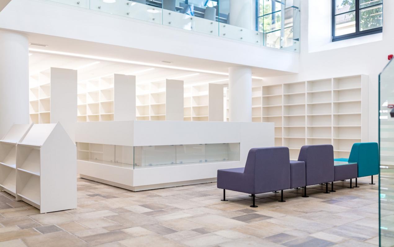 KUPI&Scaron;KIS Library